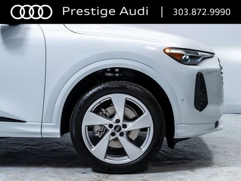 New 2025 Audi Q5 Premium Plus image 12