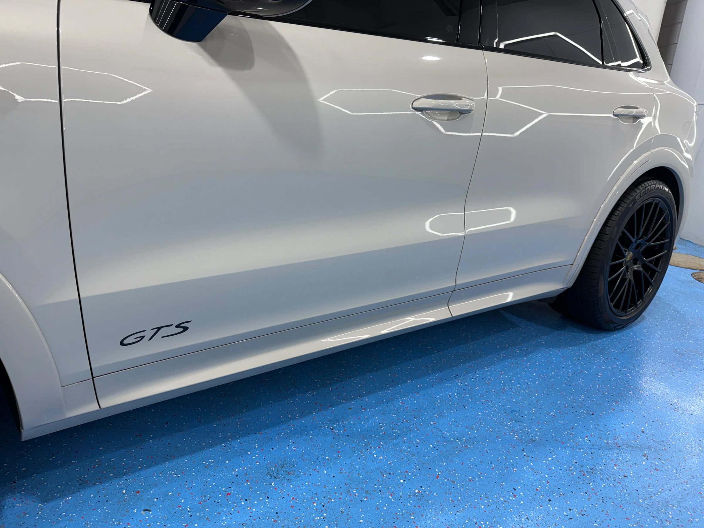 Used 2021 Porsche Cayenne GTS AWD/4WD image 16