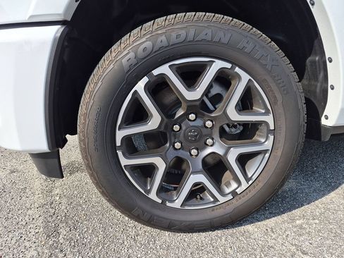Used 2026 RAM 1500 Laramie w/ Laramie Preferred Package AWD/4WD image 22