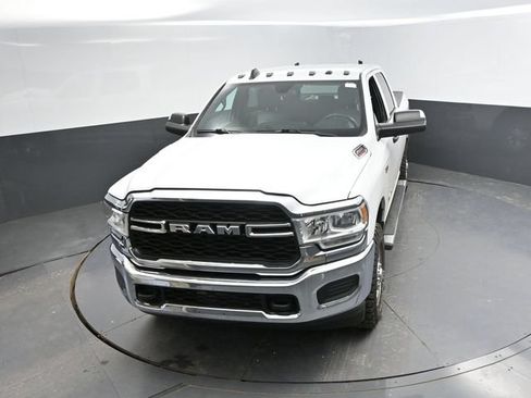 Used 2021 RAM 2500 Tradesman w/ Chrome Appearance Group AWD/4WD image 31