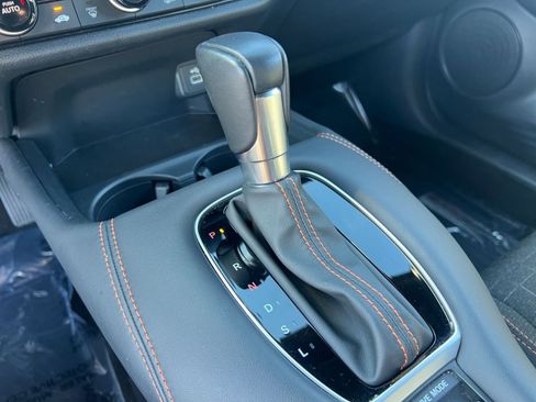 Used 2025 Honda HR-V Sport image 41