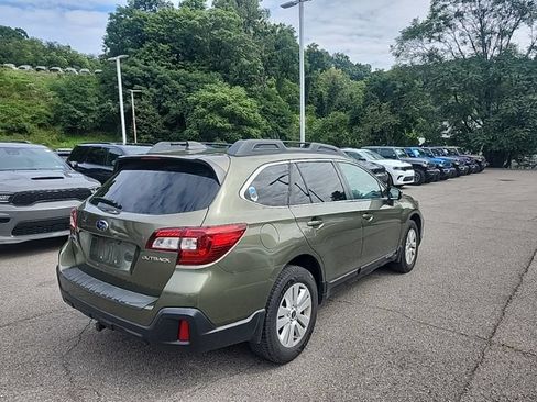 Used 2019 Subaru Outback 2.5i Premium w/ Popular Package #2 AWD/4WD image 9