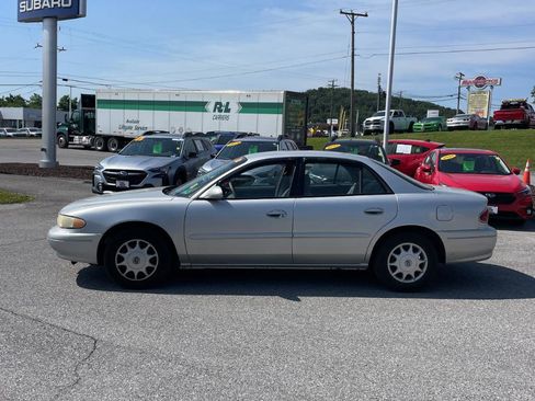 Used 2003 Buick Century Custom w/ Preferred Equipment Group 1SB FWD image 3