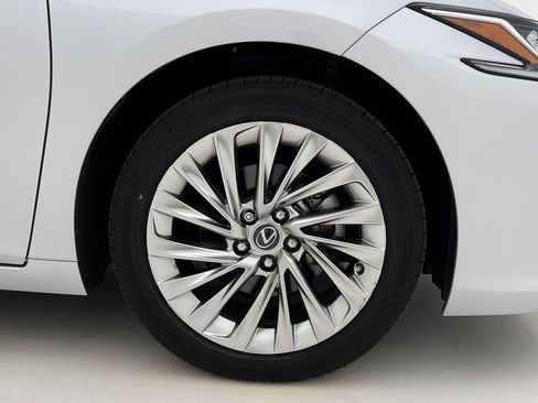 Used 2020 Lexus ES 350 w/ Accessory Package FWD image 30