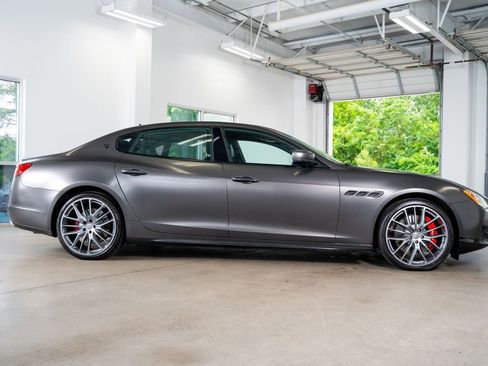 Used 2014 Maserati Quattroporte GTS RWD image 11