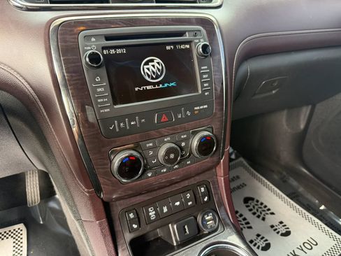 Used 2015 Buick Enclave Premium w/ Experience Buick Package FWD image 18