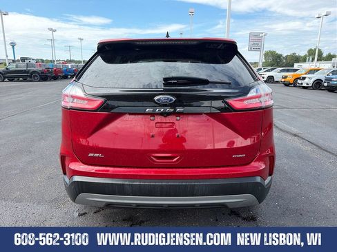 Used 2024 Ford Edge SEL AWD/4WD image 4