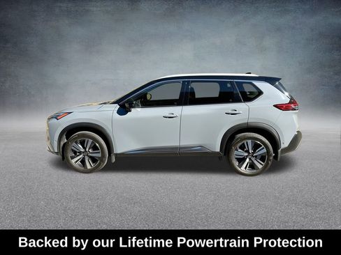 Used 2021 Nissan Rogue Platinum image 6