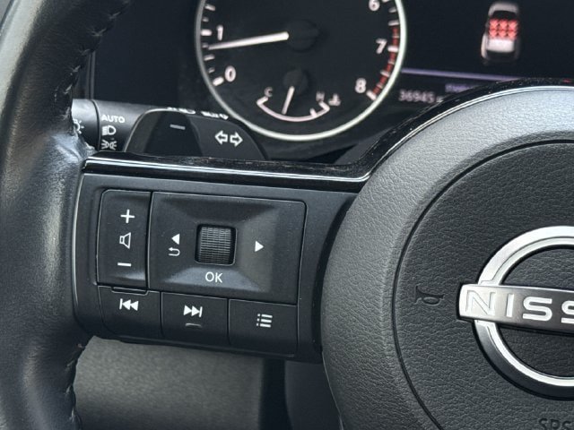 Used 2022 Nissan Pathfinder SV FWD image 13