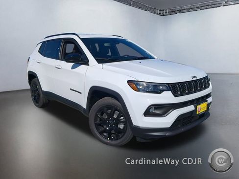 New 2026 Jeep Compass Latitude image 1