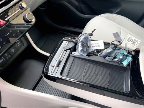 New 2026 Hyundai Tucson Limited AWD/4WD image 8