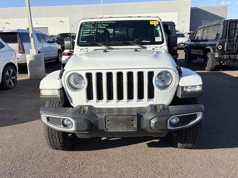 Used 2022 Jeep Gladiator Overland w/ Trailer Tow Package AWD/4WD image 2