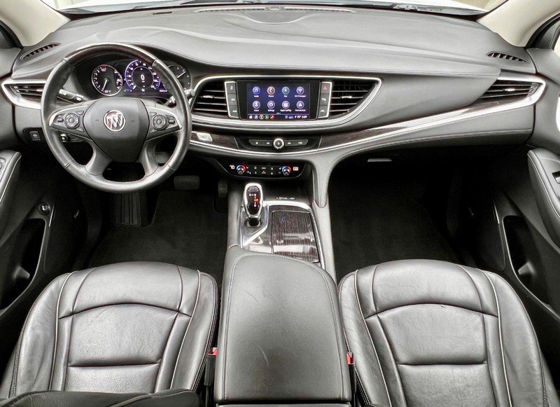 Used 2021 Buick Enclave Avenir w/ Avenir Technology Package AWD/4WD image 15