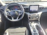 Used 2022 Ford Explorer XLT w/ Equipment Group 202A image 4