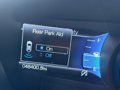 Used 2020 Ford Fusion SE image 26