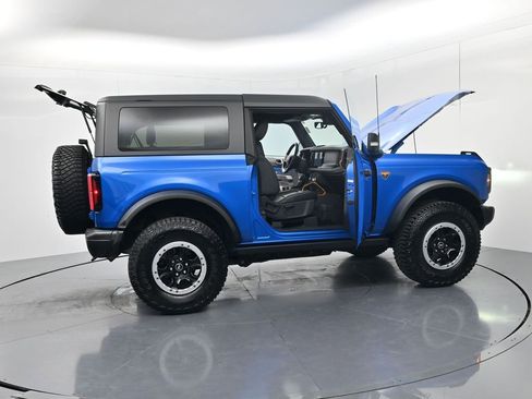 Used 2023 Ford Bronco Badlands w/ Sasquatch Package AWD/4WD image 64