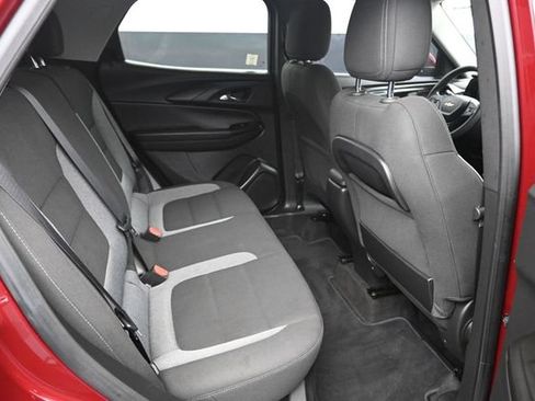 Used 2024 Chevrolet TrailBlazer LT w/ Driver Confidence Package FWD image 19