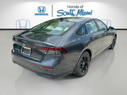 New 2025 Honda Accord SE image 6