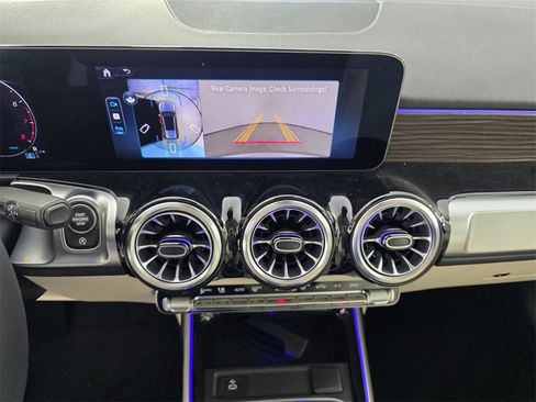 New 2026 Mercedes-Benz GLB 250 image 16