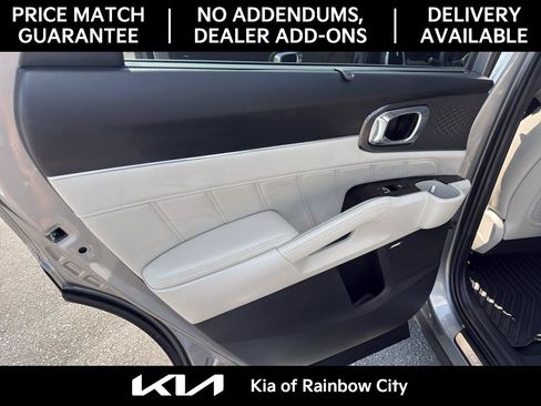 Used 2023 Kia Sorento SX Prestige w/ Panoramic Sunroof Package AWD/4WD image 19