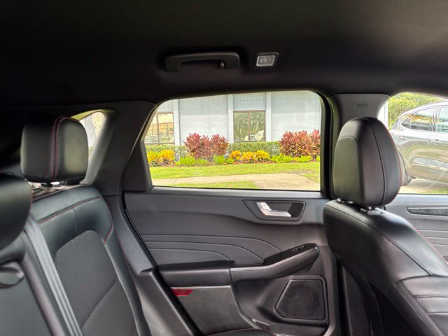 Used 2025 Ford Escape ST-Line AWD/4WD image 14