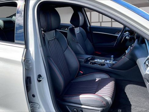 Used 2024 Genesis G70 2.5T w/ Sport Prestige Package image 7