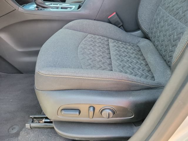 Used 2022 Chevrolet Equinox LT FWD image 13