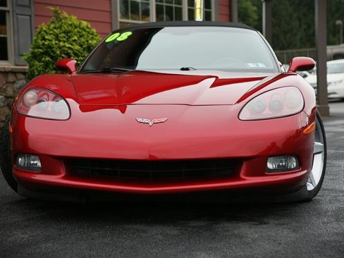 Used 2008 Chevrolet Corvette Convertible w/ Preferred Equipment Group RWD image 2