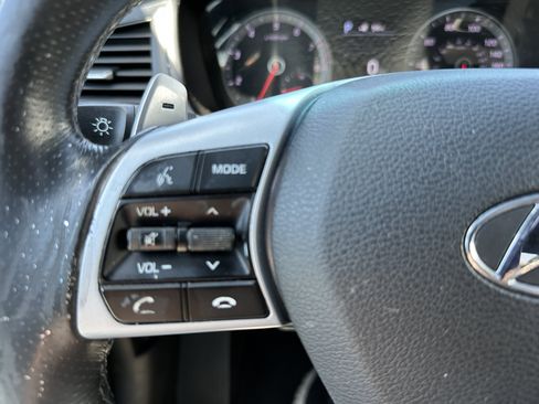 Used 2018 Hyundai Sonata Limited FWD image 21
