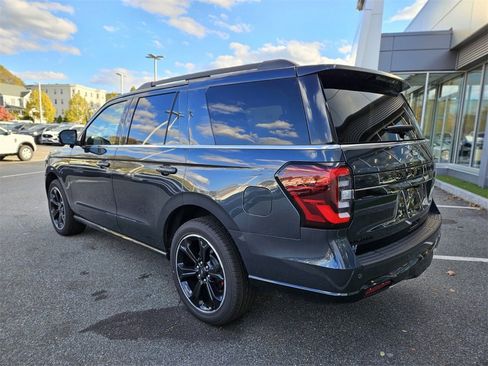 New 2024 Ford Expedition Limited image 3
