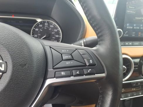Used 2024 Nissan Sentra SV w/ SV Premium Package FWD image 22