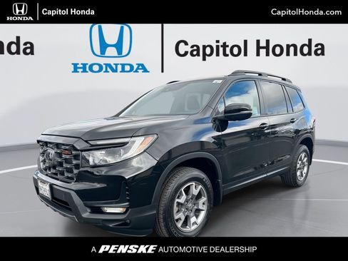Certified 2023 Honda Passport TrailSport image 1