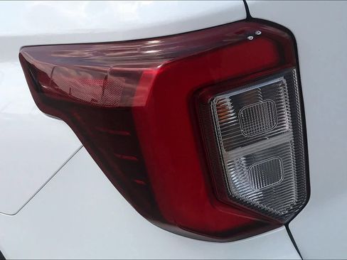 Used 2022 Ford Explorer ST w/ Equipment Group 401A image 27