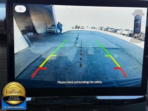 Used 2024 Ford Expedition Limited image 13