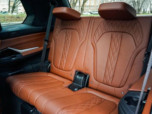 Used 2023 BMW X7 M60i w/ Executive Package image 22