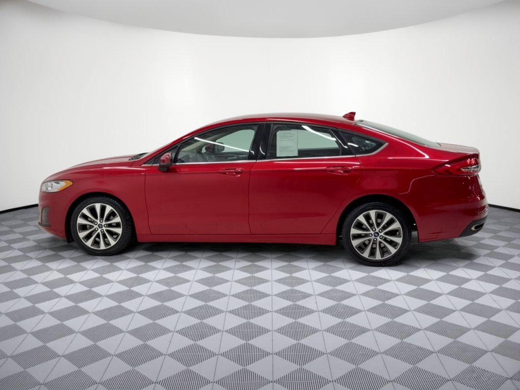 Used 2020 Ford Fusion SE AWD/4WD image 2