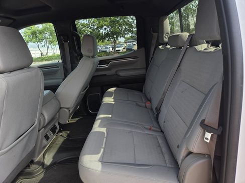 Used 2023 Chevrolet Silverado 1500 LT w/ Safety Package AWD/4WD image 21