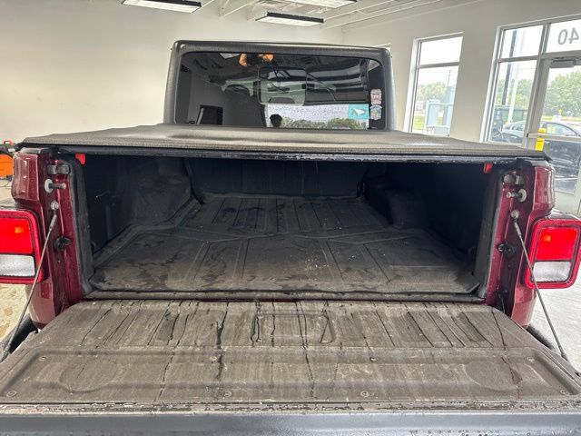 Used 2021 Jeep Gladiator Sport AWD/4WD image 9