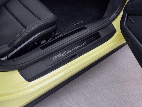 Used 2026 Porsche 911 Carrera GTS image 45