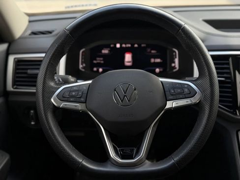 Used 2023 Volkswagen Atlas SEL R-Line image 22