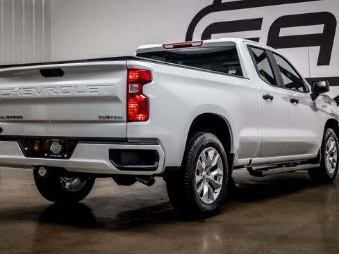 Used 2026 Chevrolet Silverado 1500 Custom RWD image 31