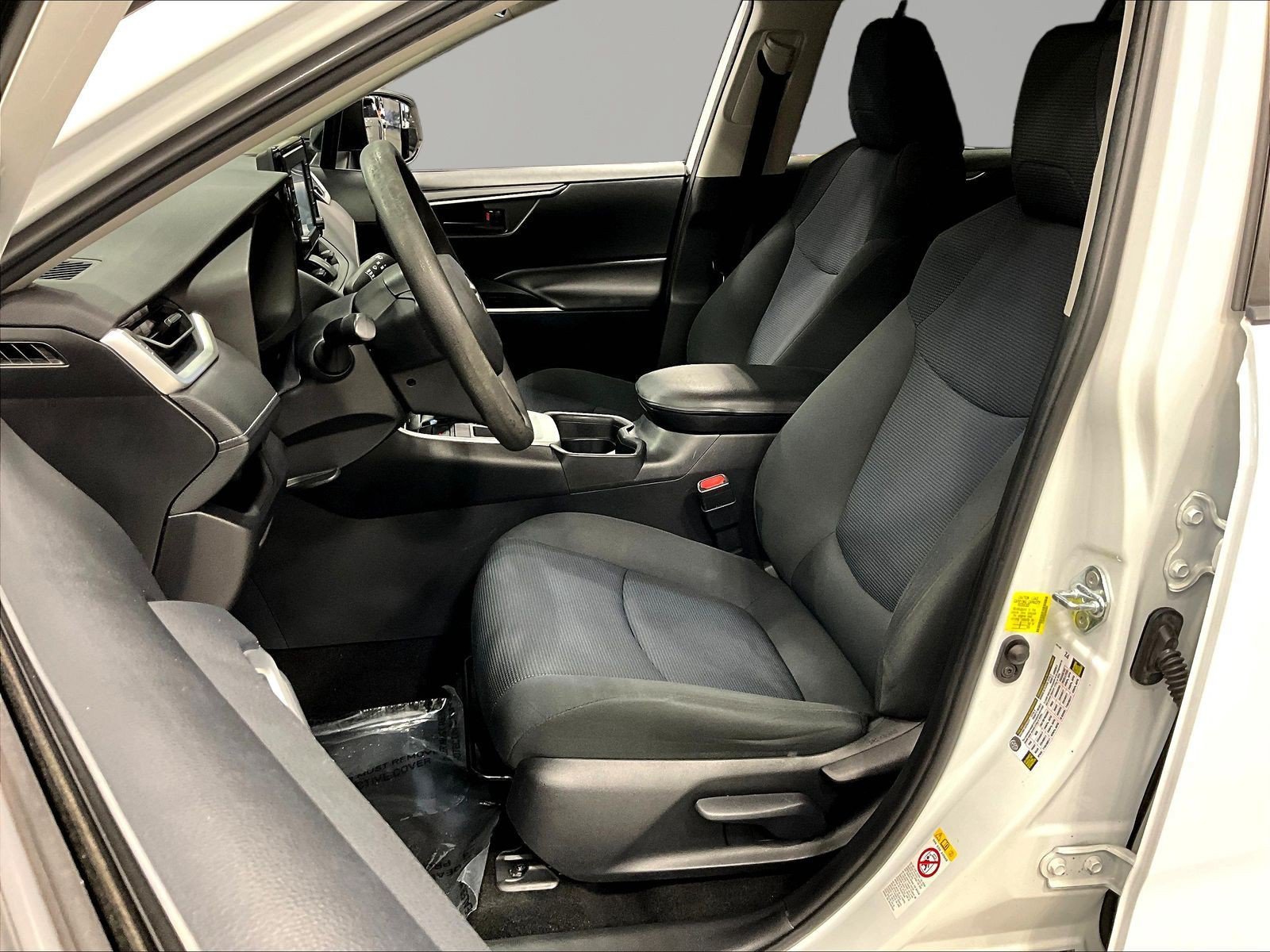 Used 2019 Toyota RAV4 LE w/ All Weather Liner Package FWD image 21