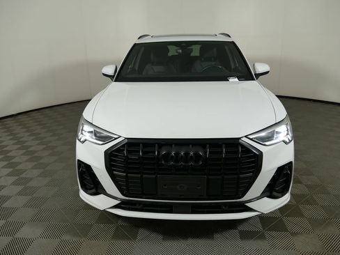 Used 2023 Audi Q3 2.0T Premium Plus w/ Premium Plus Package AWD/4WD image 8