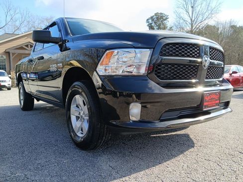 Used 2017 RAM 1500 Express w/ Express Value Package image 4