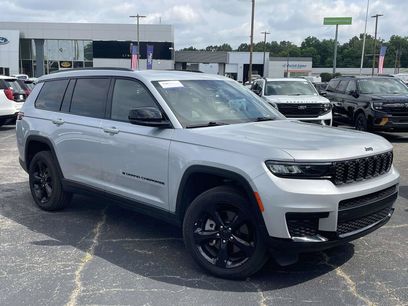 Used 2024 Jeep Grand Cherokee L Altitude