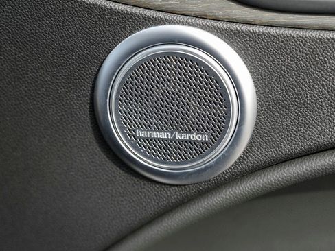 Used 2019 Alfa Romeo Stelvio Ti image 39