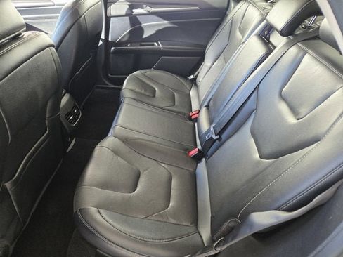 Used 2019 Ford Fusion Titanium image 15