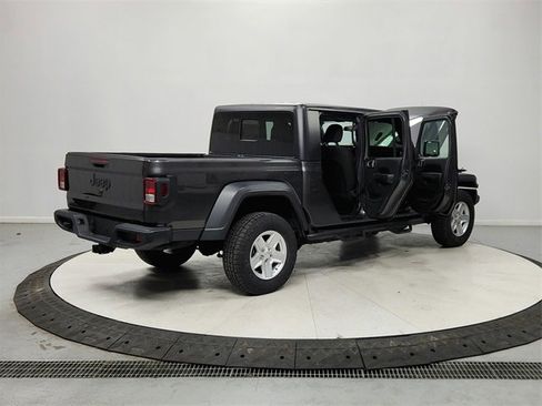 Used 2020 Jeep Gladiator Sport w/ Quick Order Package 24S image 15