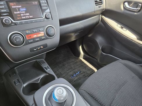 Used 2017 Nissan Leaf S w/ Charge Package FWD image 15