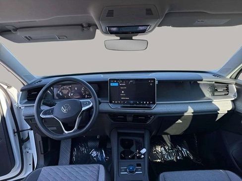 New 2026 Volkswagen Tiguan S image 7